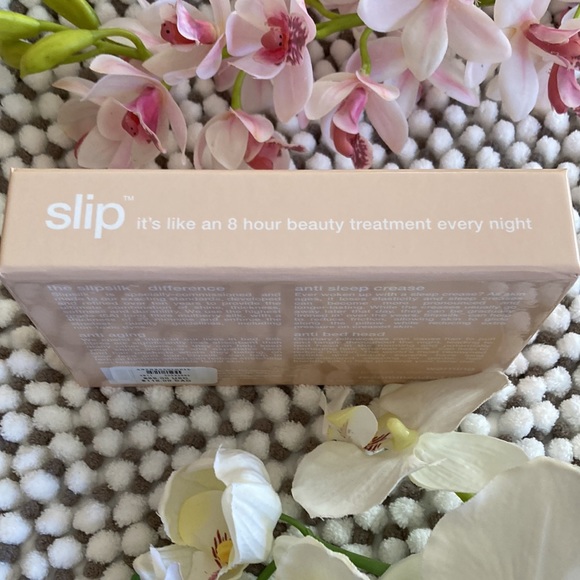 Slip Pure Silk Pillowcase - Picture 3 of 9